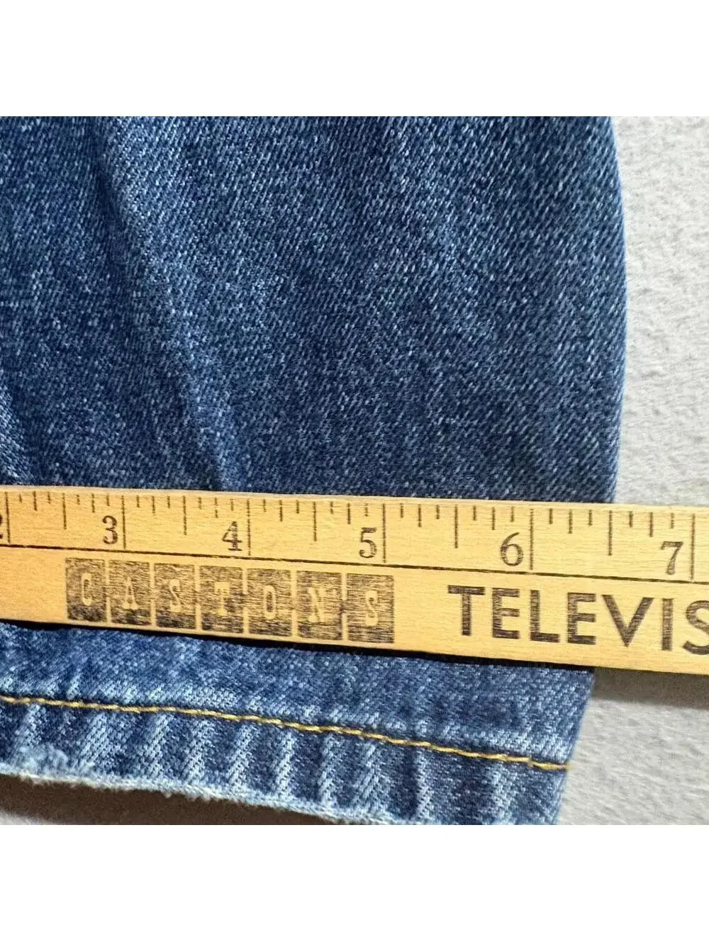 Levis 502 Regular Taper Jeans Mens 30x32 Distressed Ripped Blue Denim 100%